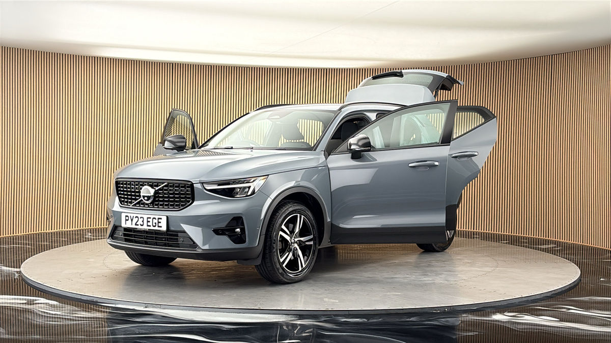 More views of Volvo XC40