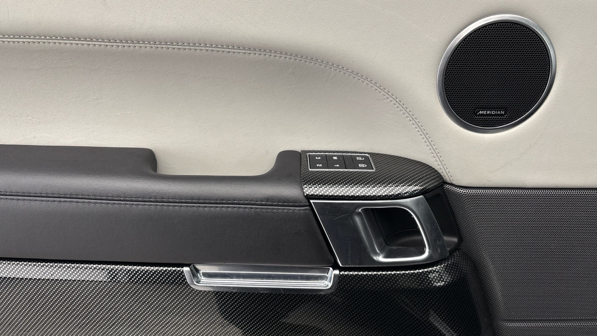 Land Rover Range Rover Sport Image 19