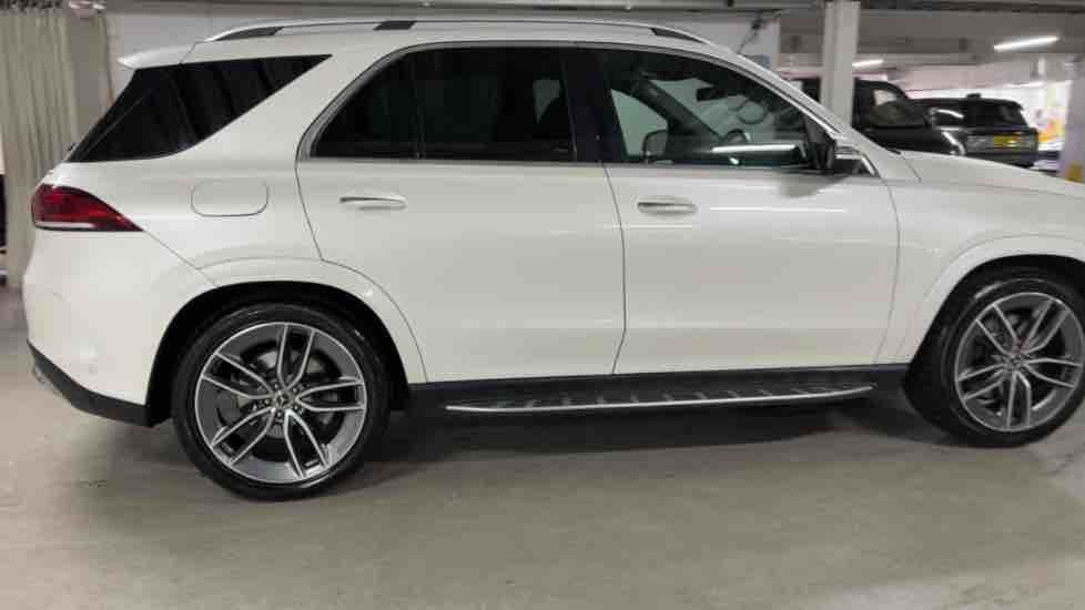 More views of Mercedes-Benz GLE