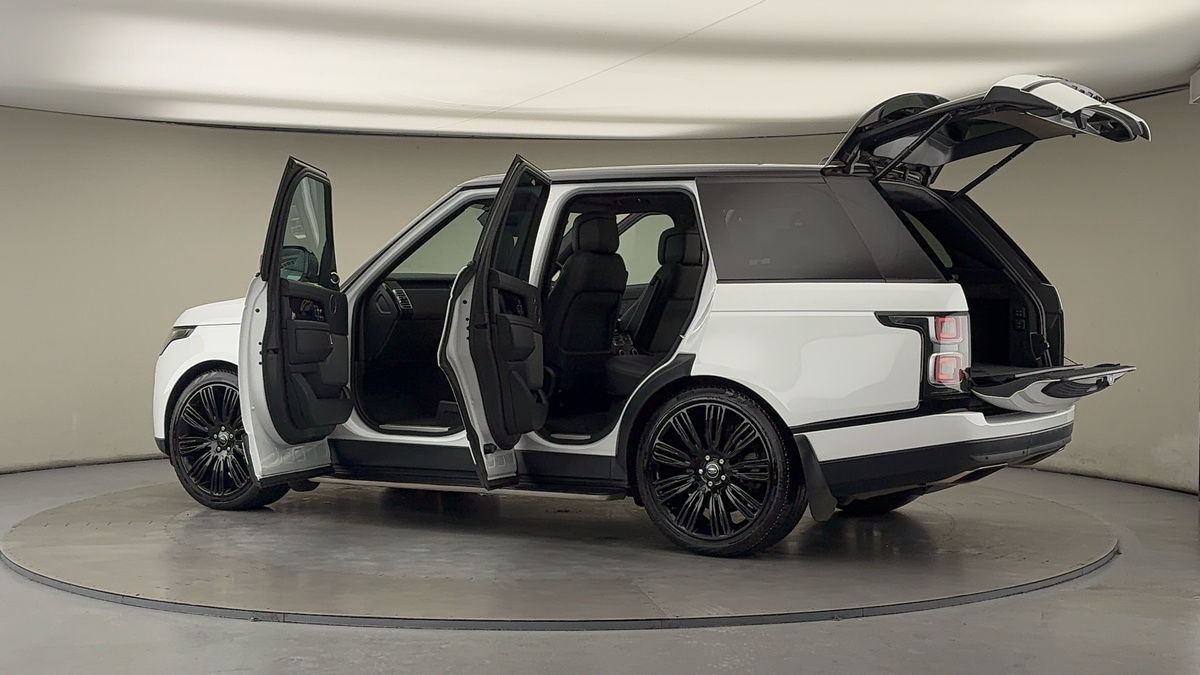 More views of Land Rover Range Rover