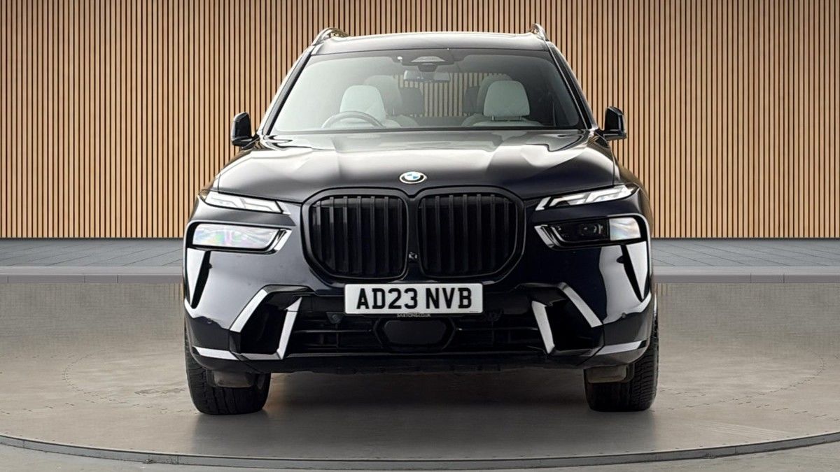 BMW X7 Image 3