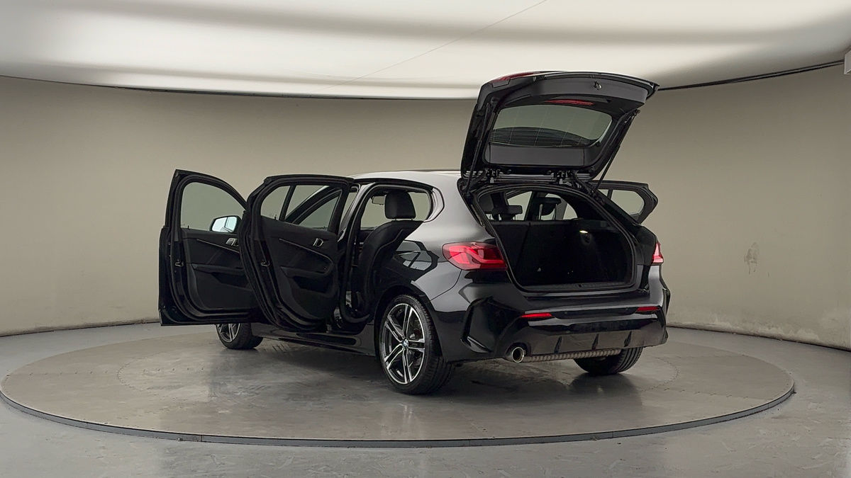 BMW 1 Series Image 23