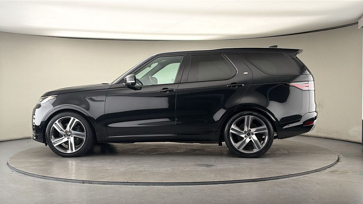 More views of Land Rover Discovery