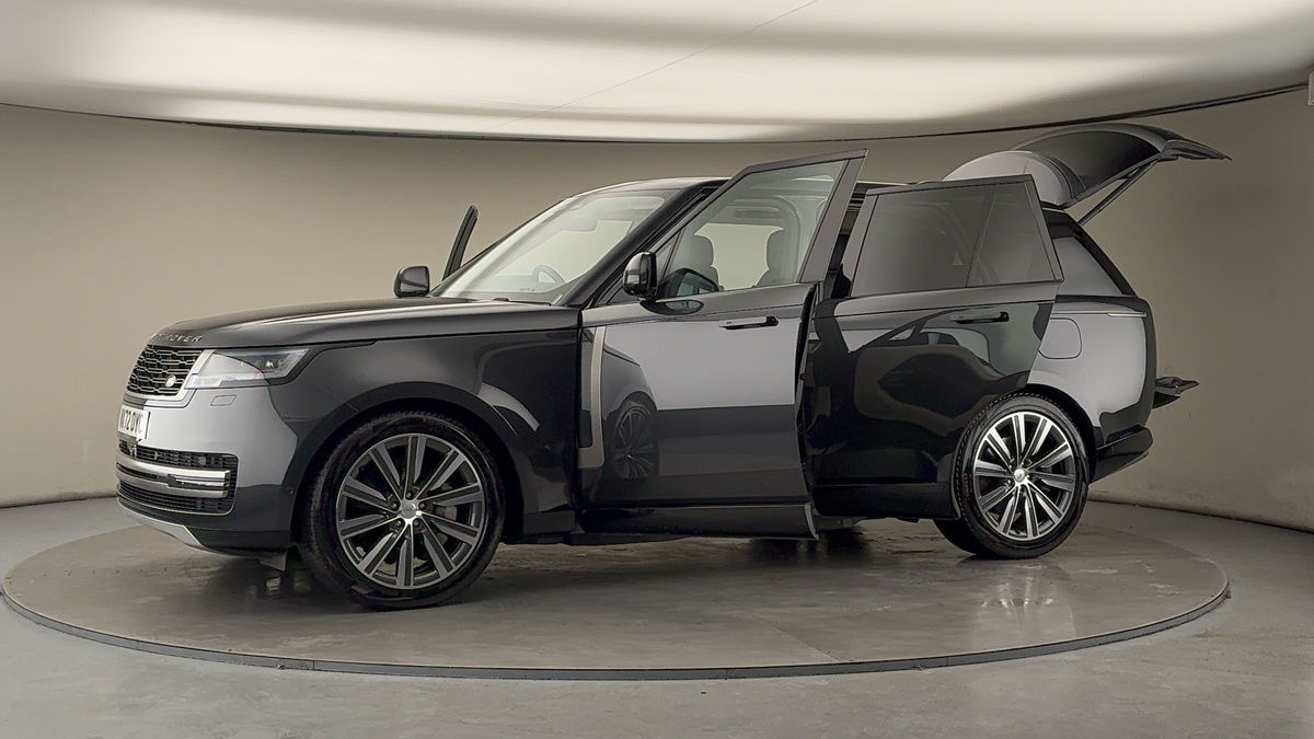 More views of Land Rover Range Rover