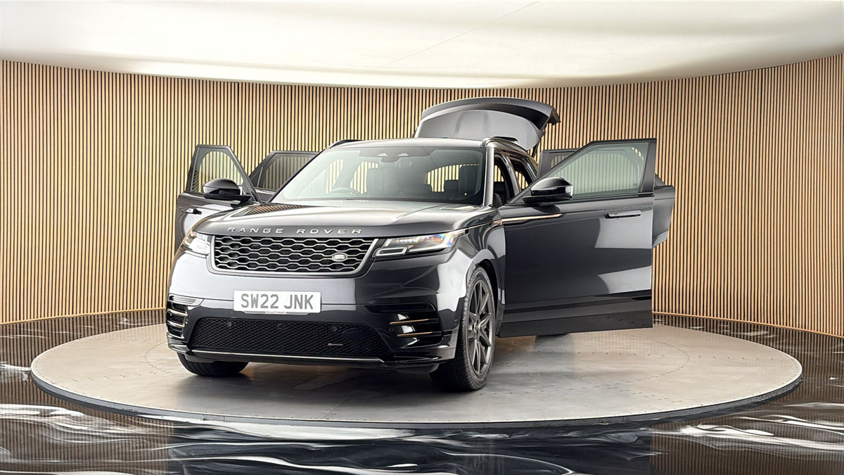 More views of Land Rover Range Rover Velar