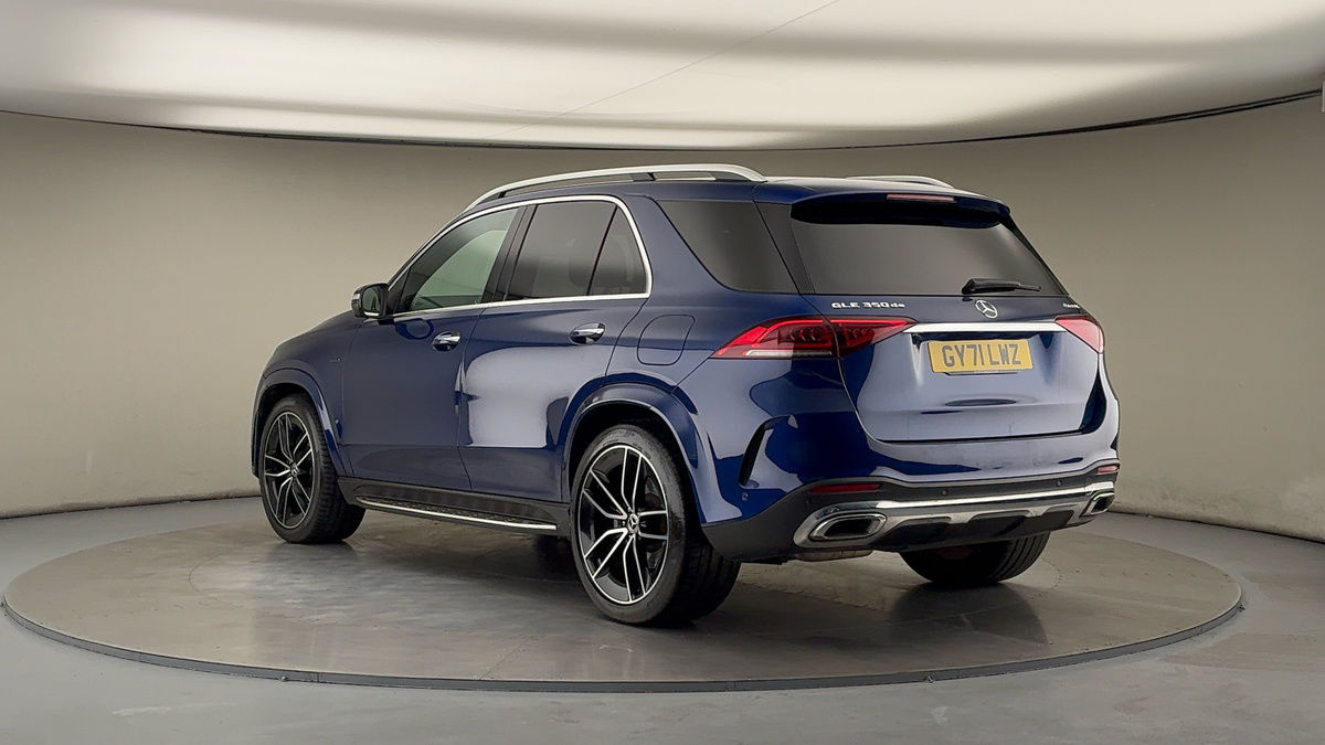 Mercedes-Benz GLE Image 2