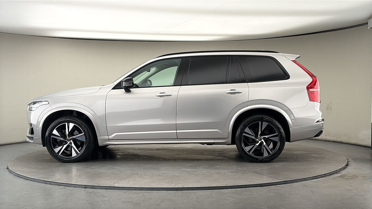 More views of Volvo XC90