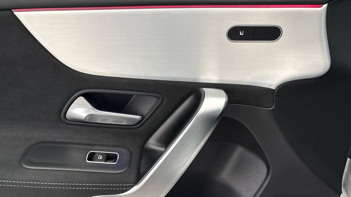Mercedes-Benz A Class Image 19