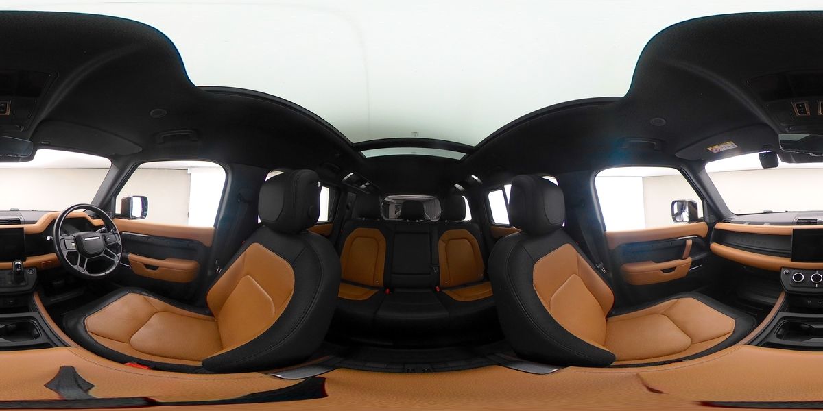 More views of Land Rover Defender 110