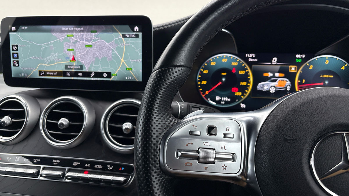 Mercedes-Benz GLC Image 13