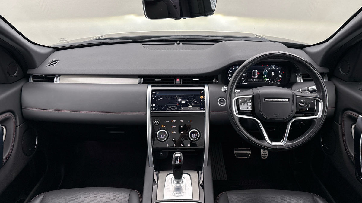 Land Rover Discovery Sport Image 12