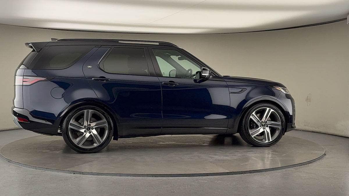 More views of Land Rover Discovery