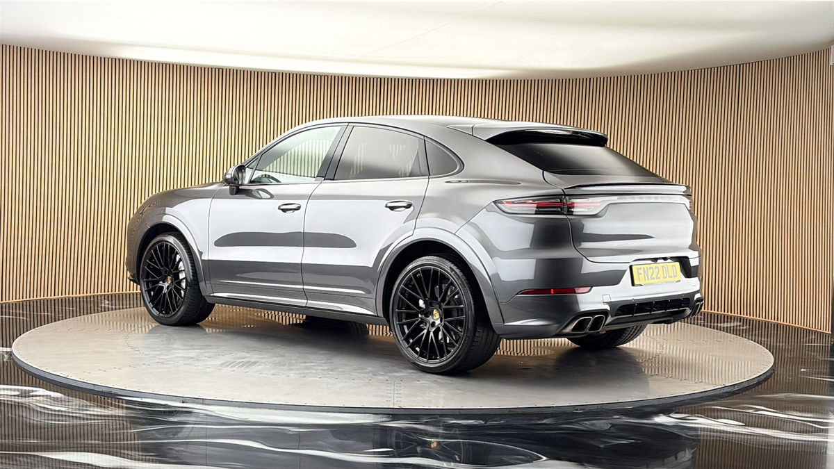 More views of Porsche Cayenne