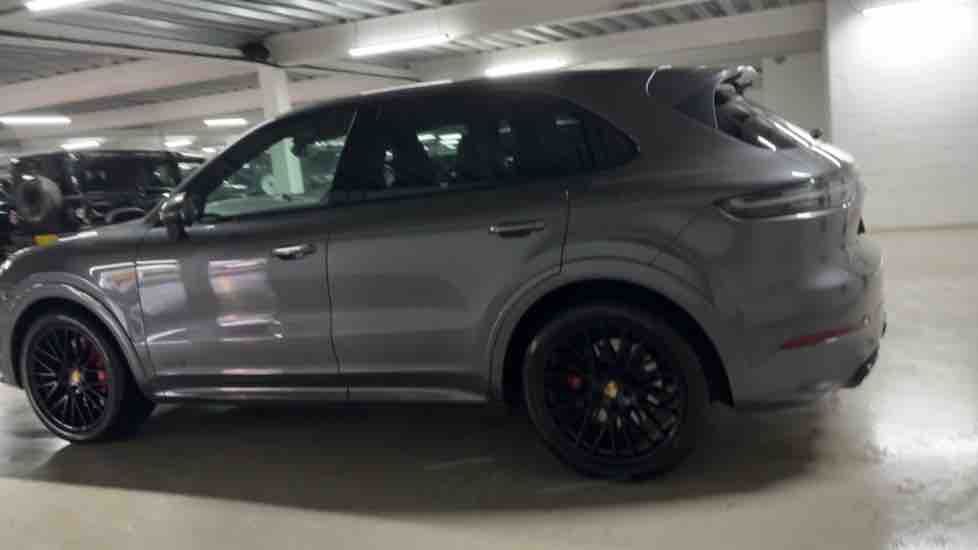 More views of Porsche Cayenne