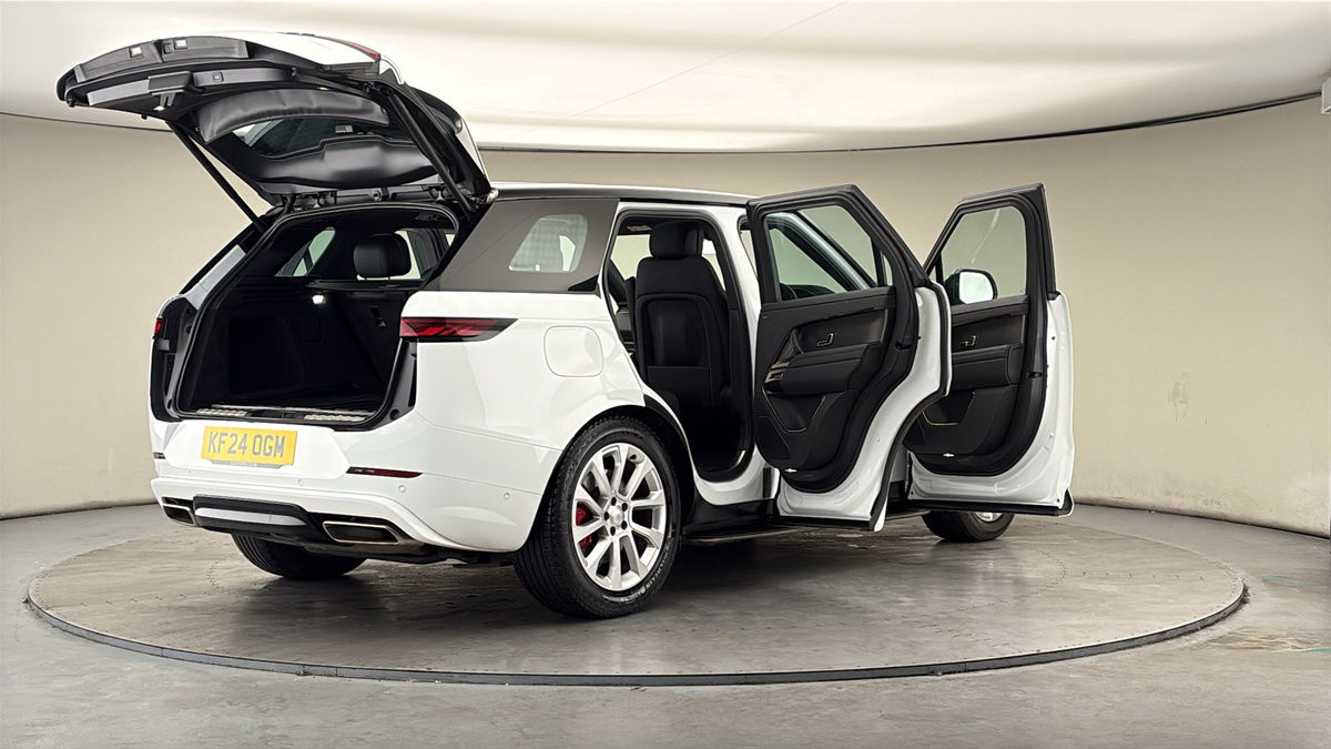 More views of Land Rover Range Rover Sport