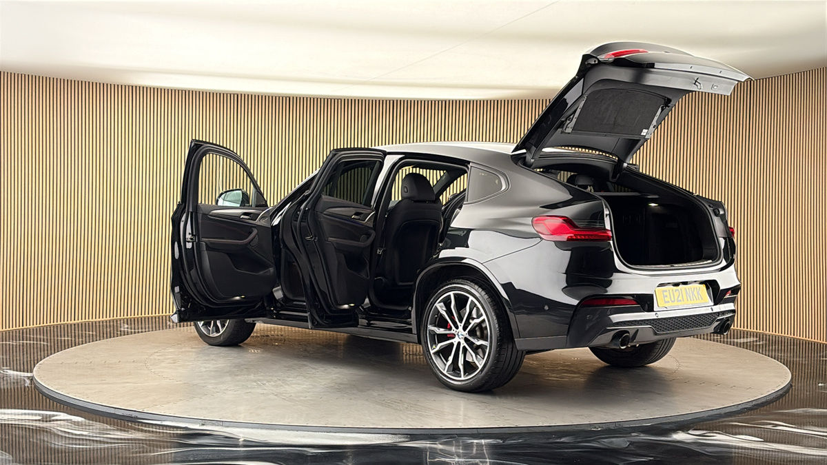 More views of BMW X4