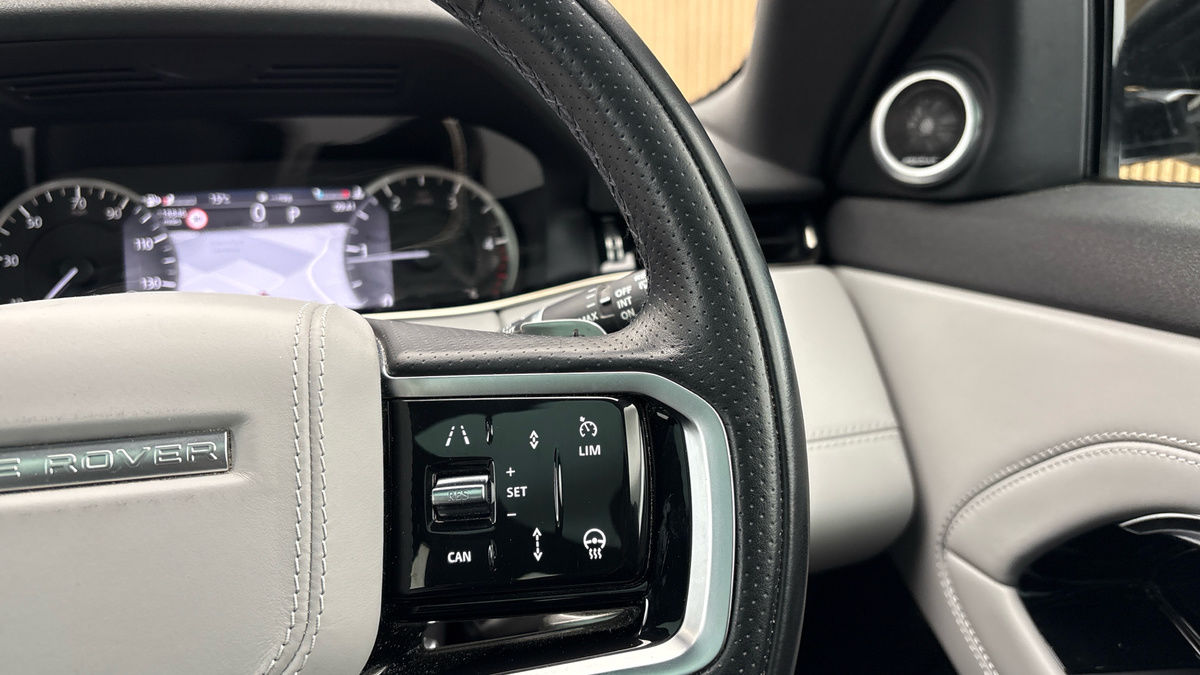 Land Rover Range Rover Evoque Image 14