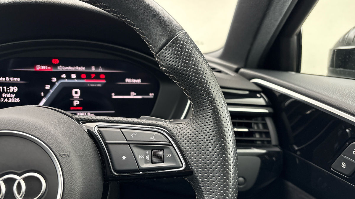 Audi A4 Avant Image 14