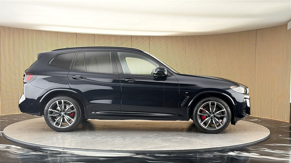 BMW X3 Image 16