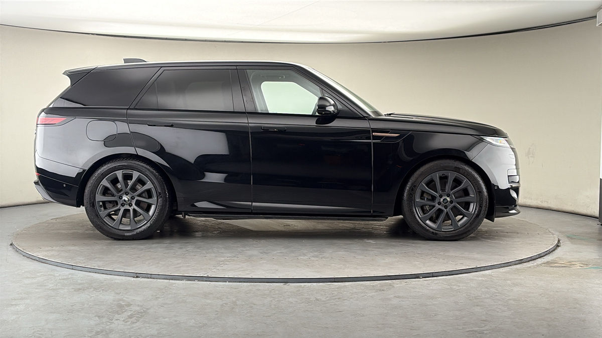 Land Rover Range Rover Sport Image 16