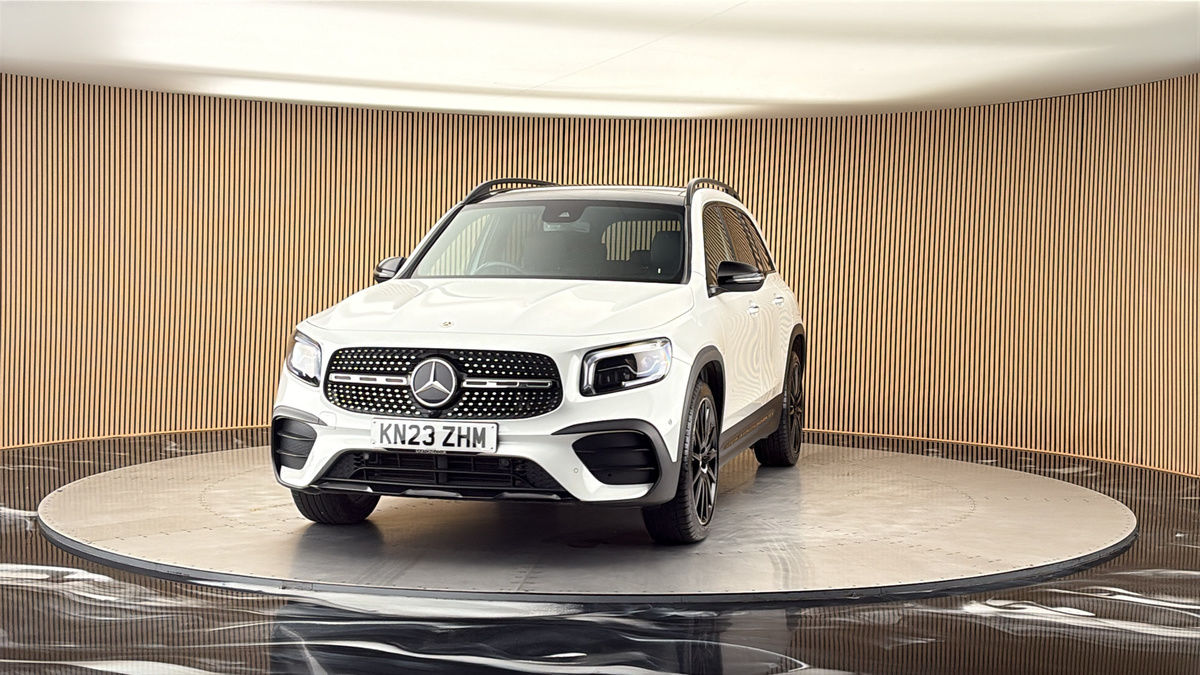 More views of Mercedes-Benz GLB