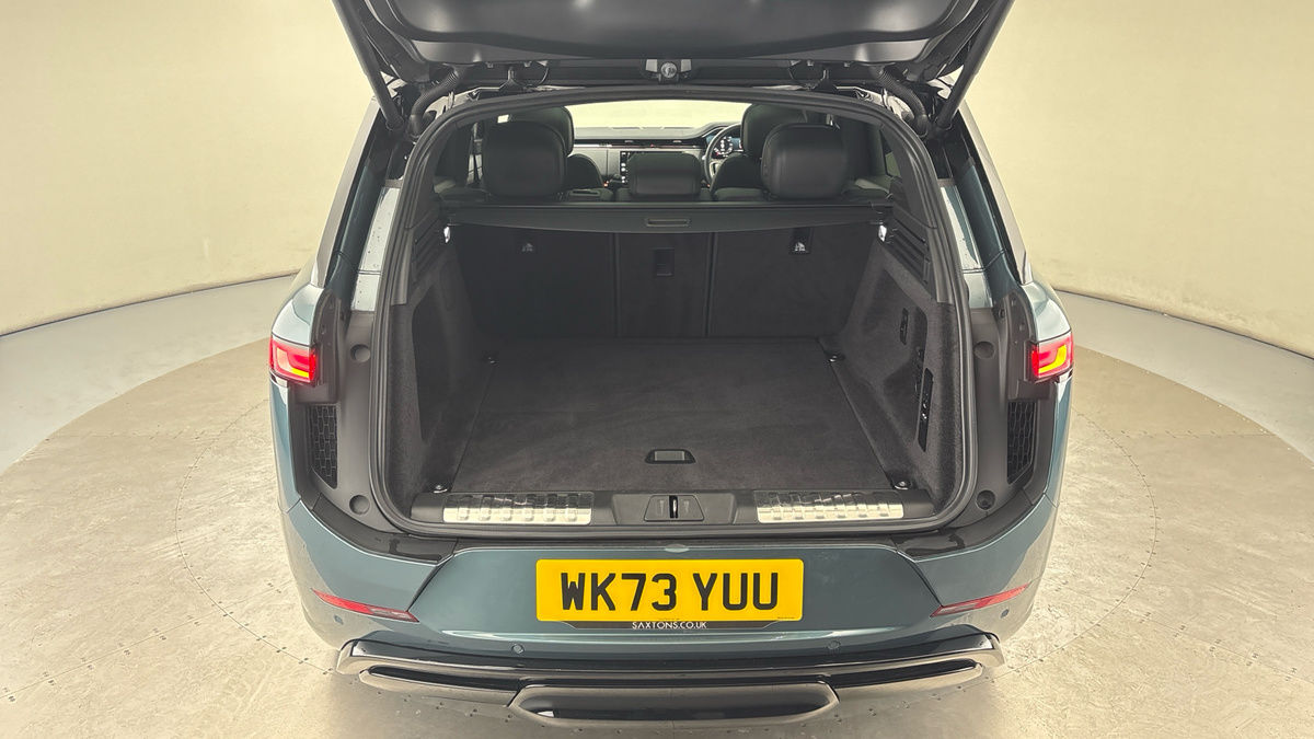 Land Rover Range Rover Sport Image 11