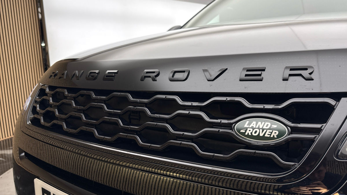 Land Rover Range Rover Evoque Image 24