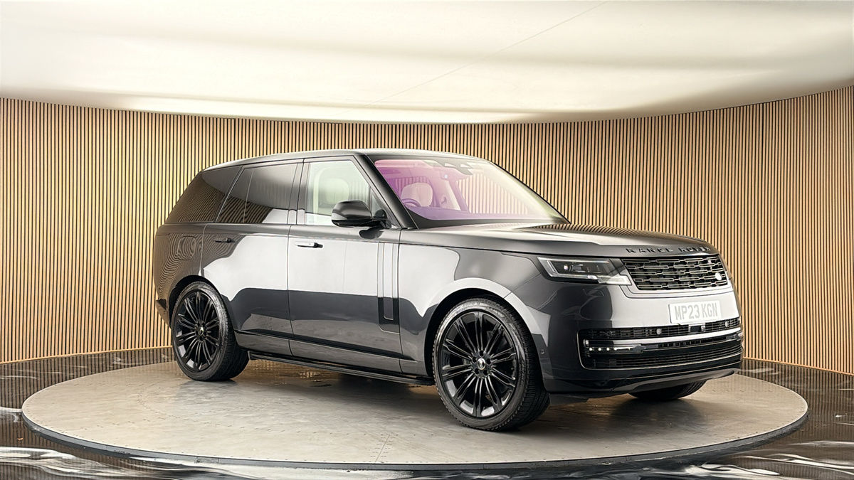 More views of Land Rover Range Rover