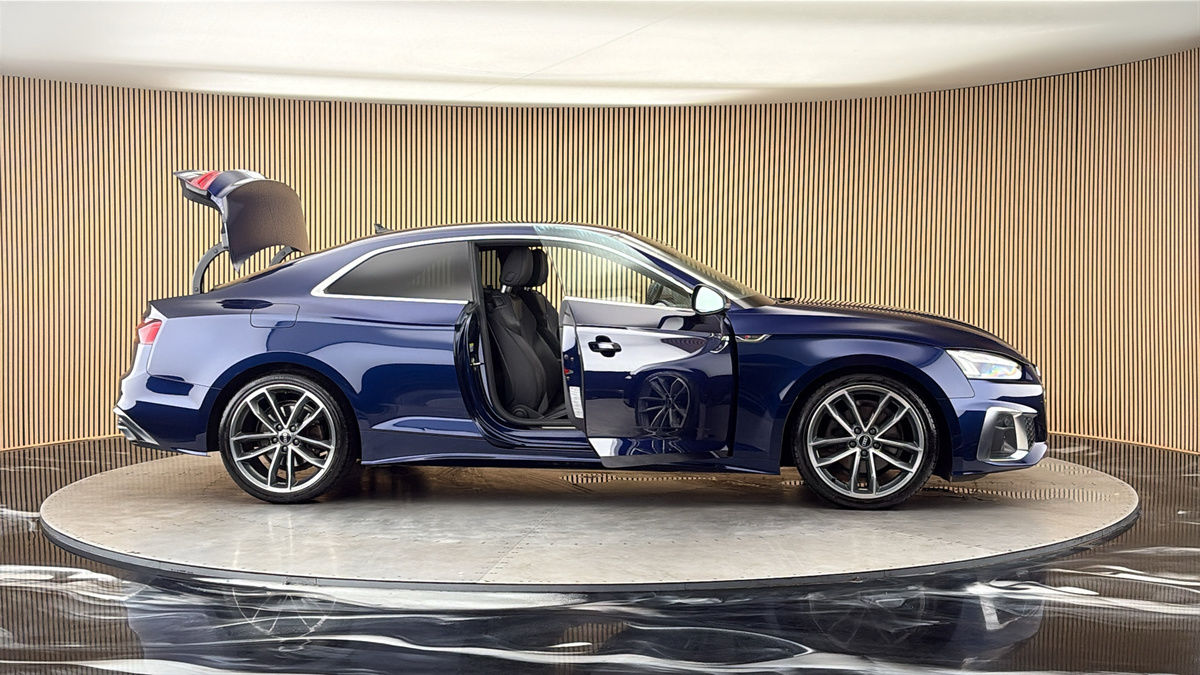More views of Audi A5