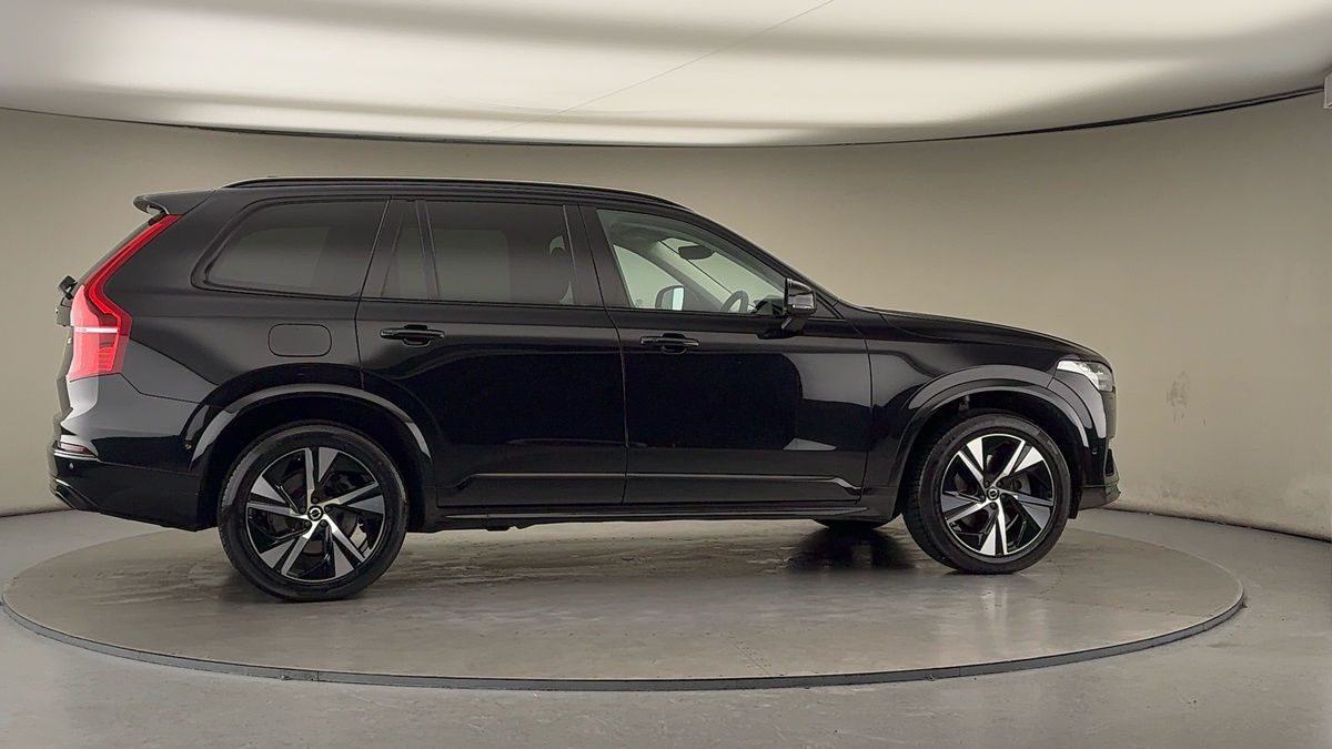 More views of Volvo XC90