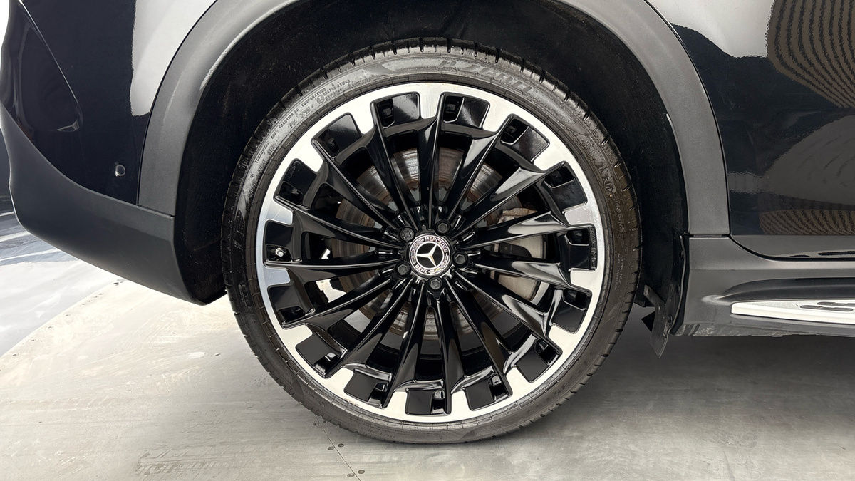 Mercedes-Benz EQE Image 11
