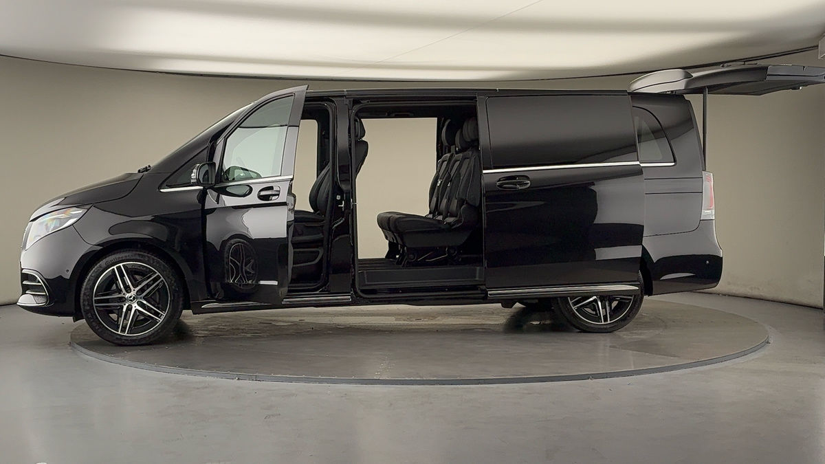 More views of Mercedes-Benz V Class