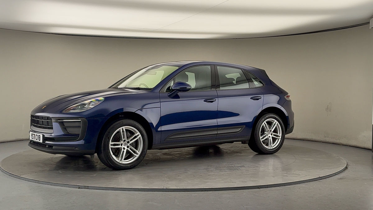 More views of Porsche Macan