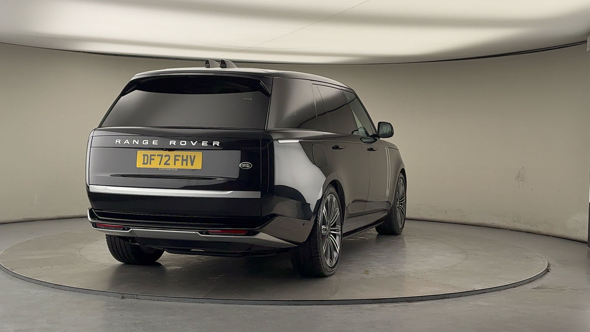 More views of Land Rover Range Rover