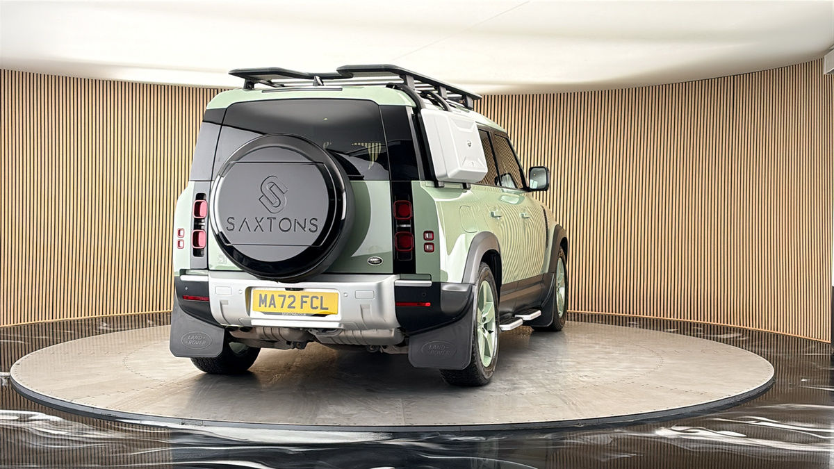 More views of Land Rover Defender 110