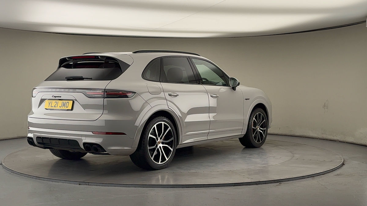 More views of Porsche Cayenne