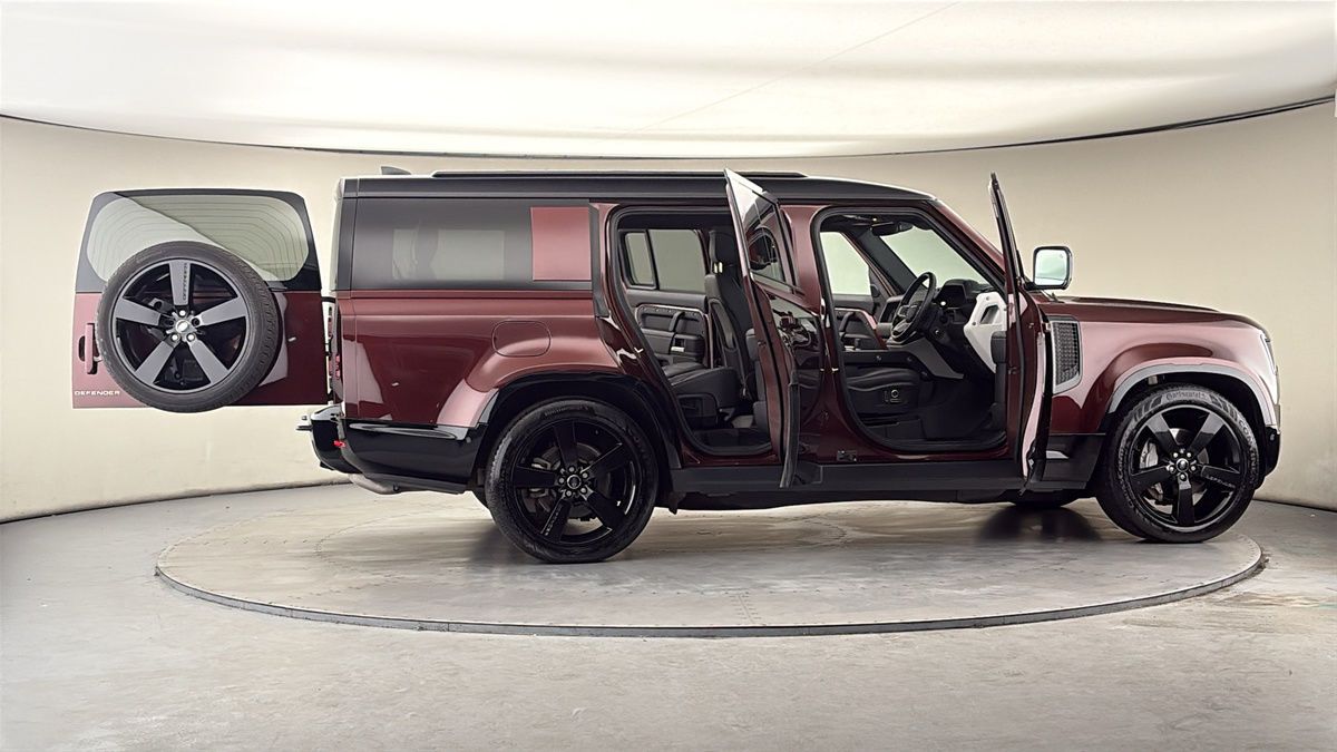 More views of Land Rover Defender 130