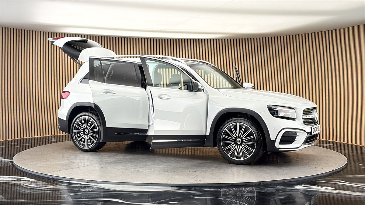 More views of Mercedes-Benz GLB