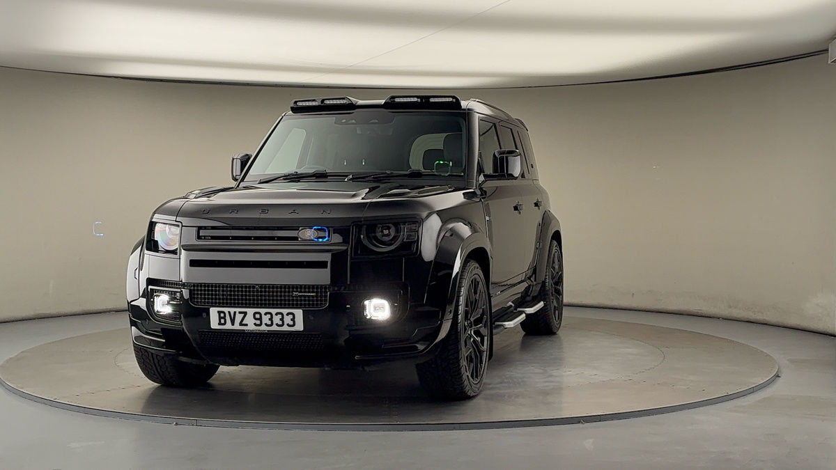 More views of Land Rover Defender 110