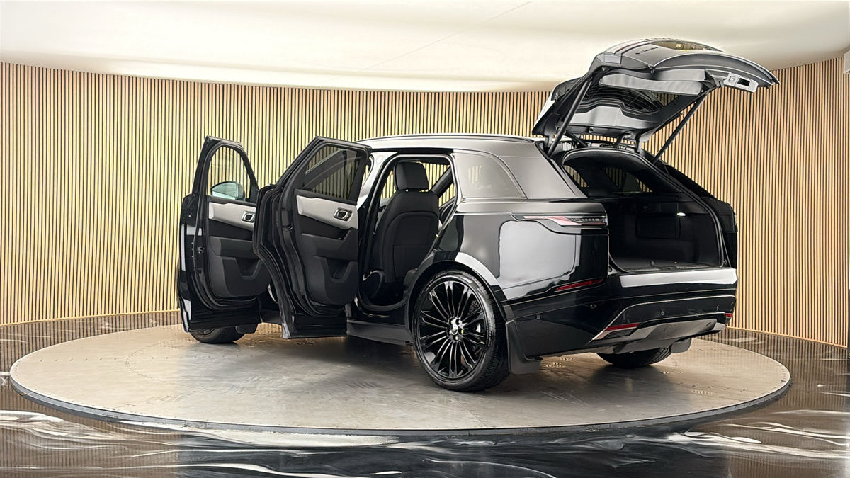 More views of Land Rover Range Rover Velar