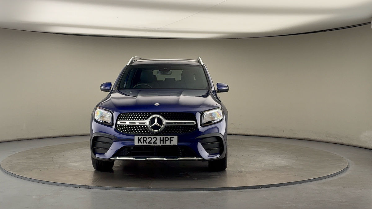 Mercedes-Benz GLB Image 3