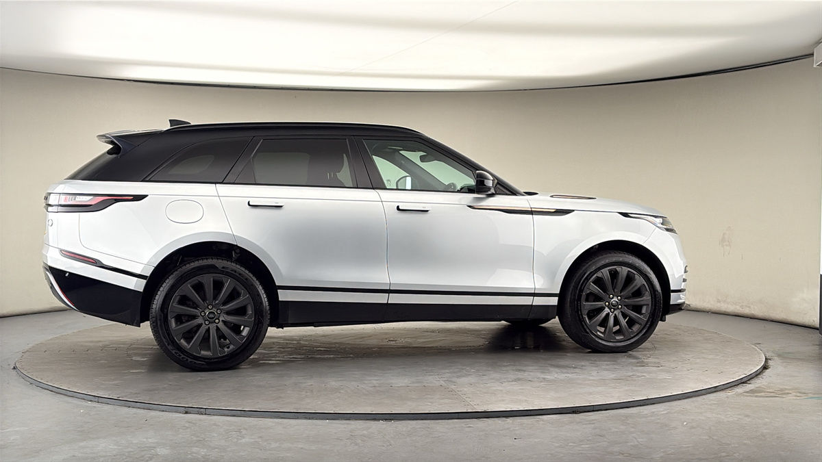 More views of Land Rover Range Rover Velar