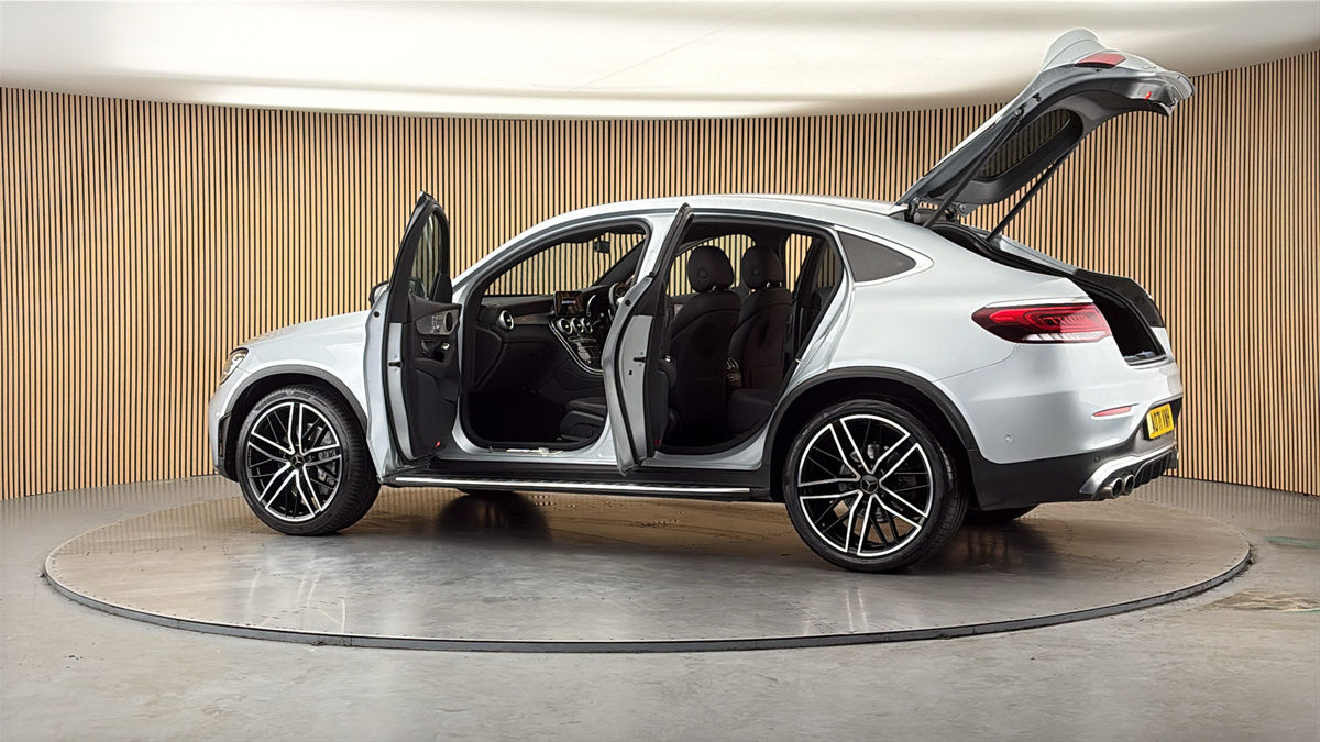 More views of Mercedes-Benz GLC