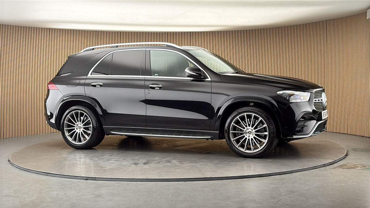 More views of Mercedes-Benz GLE