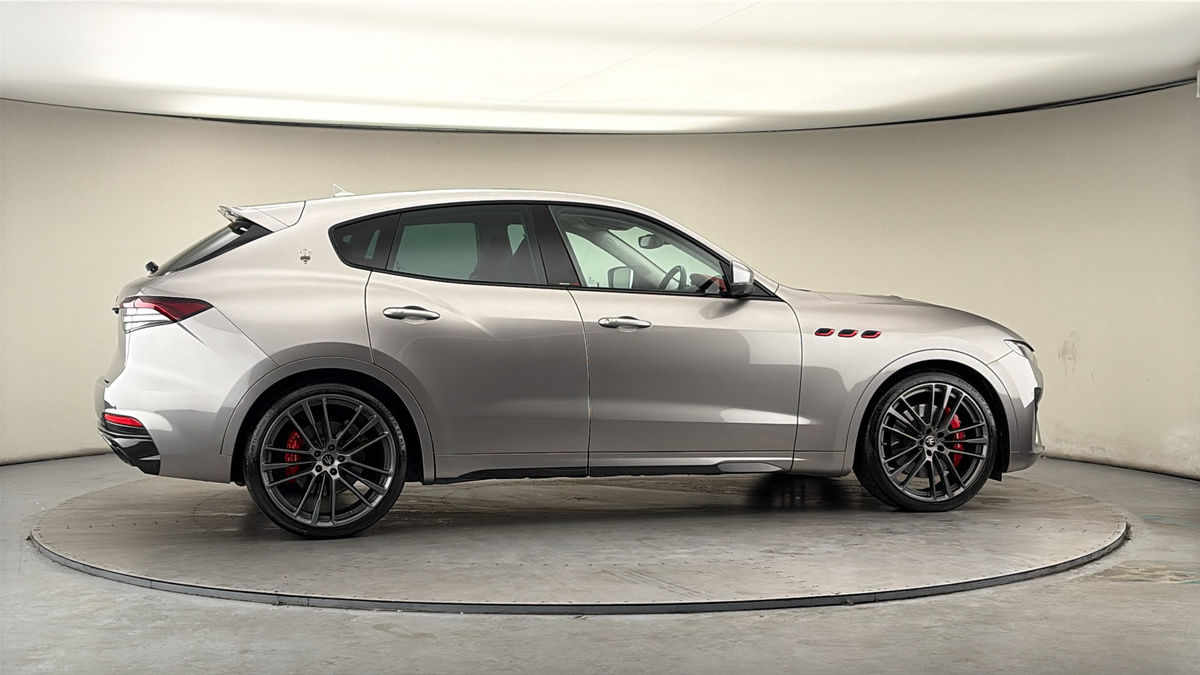 More views of Maserati Levante