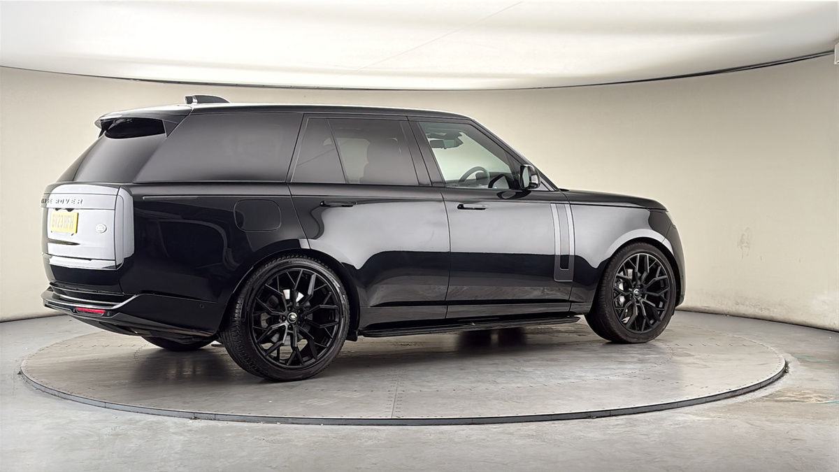 More views of Land Rover Range Rover