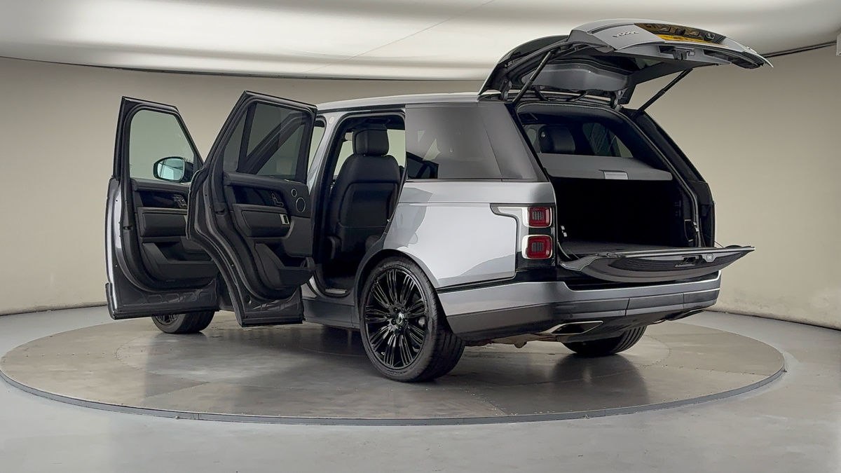 More views of Land Rover Range Rover