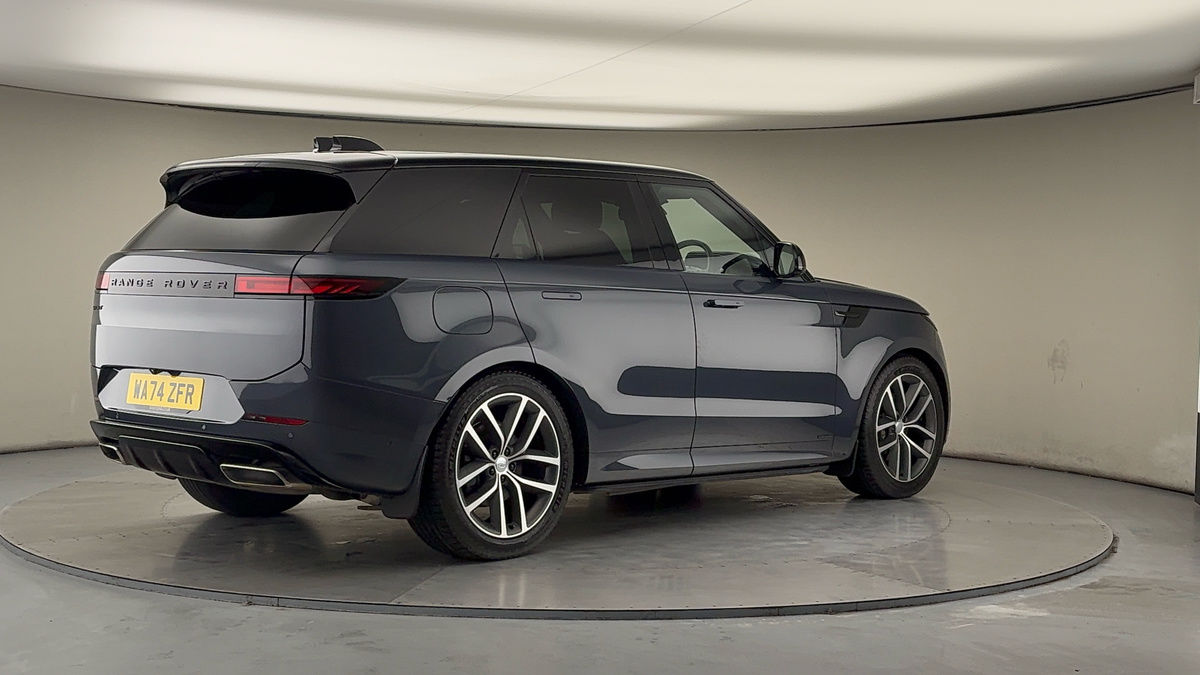 Land Rover Range Rover Sport Image 21