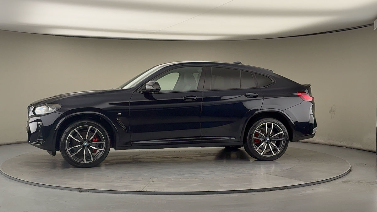 More views of BMW X4