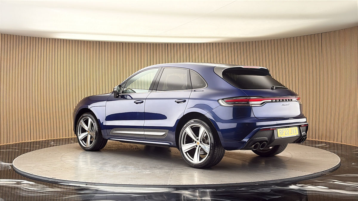 More views of Porsche Macan
